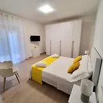 Dom wakacyjny Casa Rosellina *